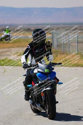 media/Mar-27-2022-Lets Ride (Sun) [[8affb282f8]]/Around the Pits/